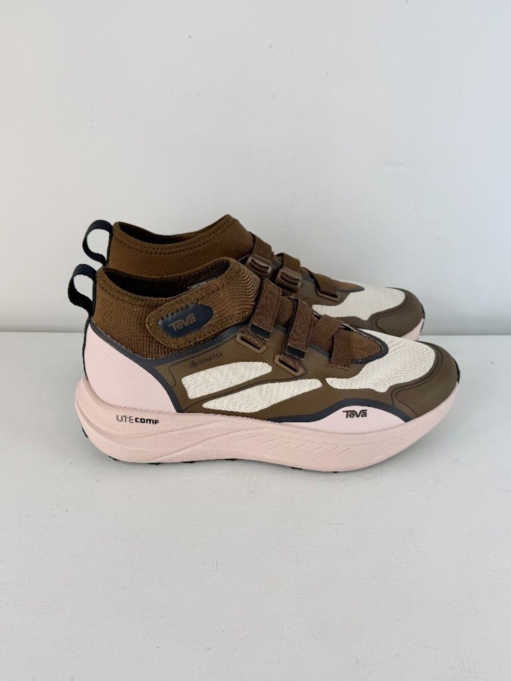 Women's 9.5 -Teva Trailwinder GORE-TEX Mid Hiking Shoe - Dark Earth/ Rose Smoke